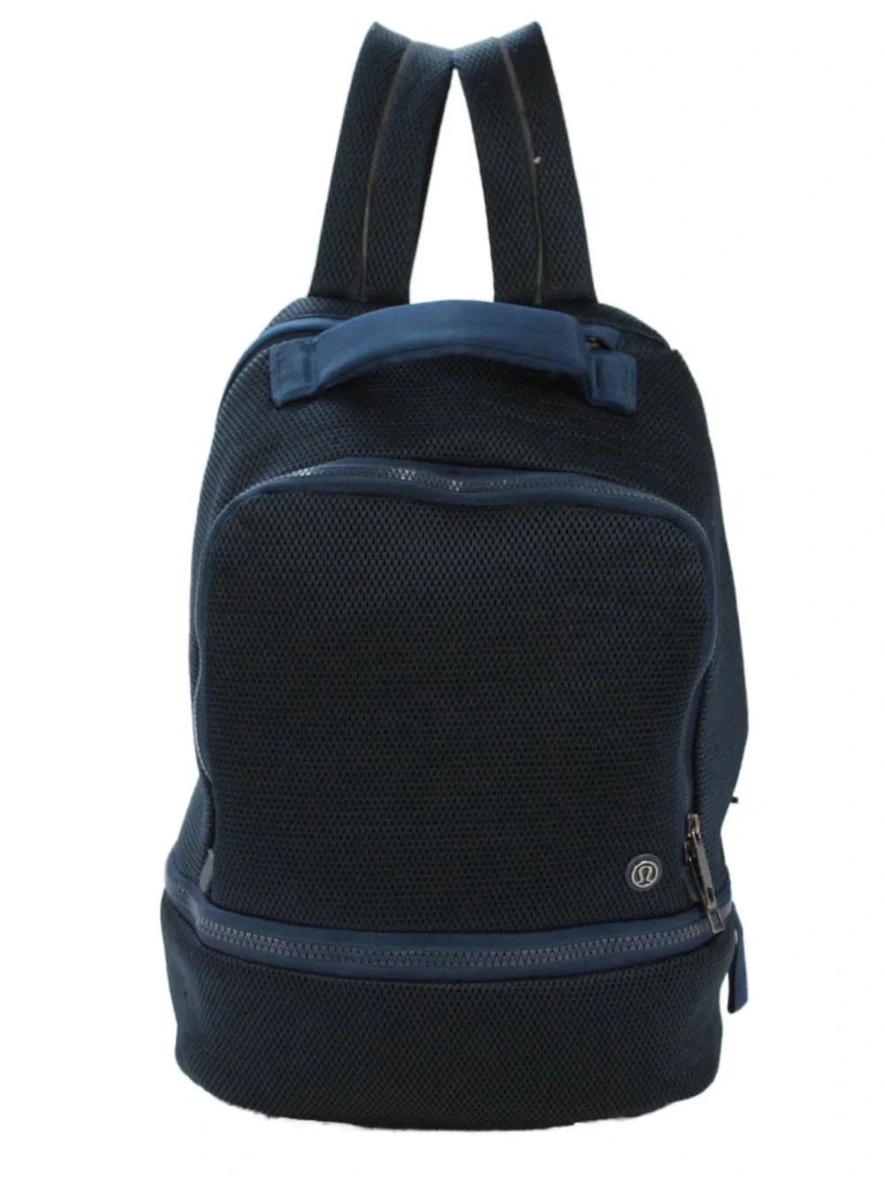 lululemon navy bag Everywhere Belt Bag- True Clementine and a change of clothes Lululemon Navy Blue Mesh Backpack
